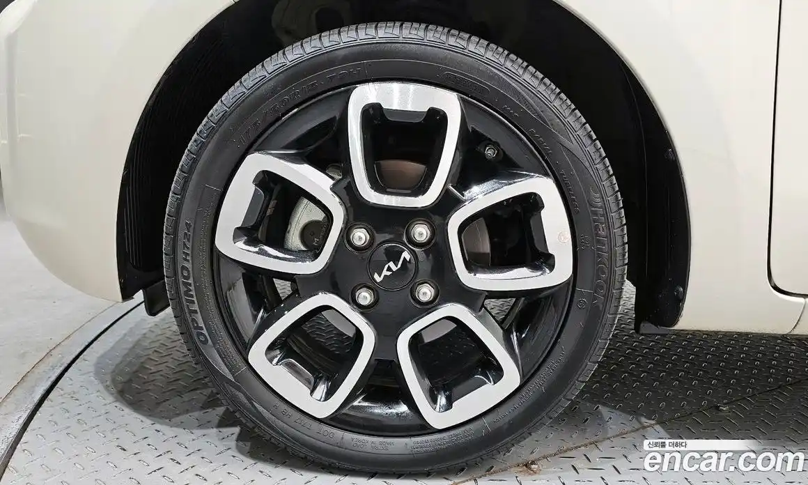 Kia Ray 2022 1.0 Автомат в Москве № 613101, фото 5