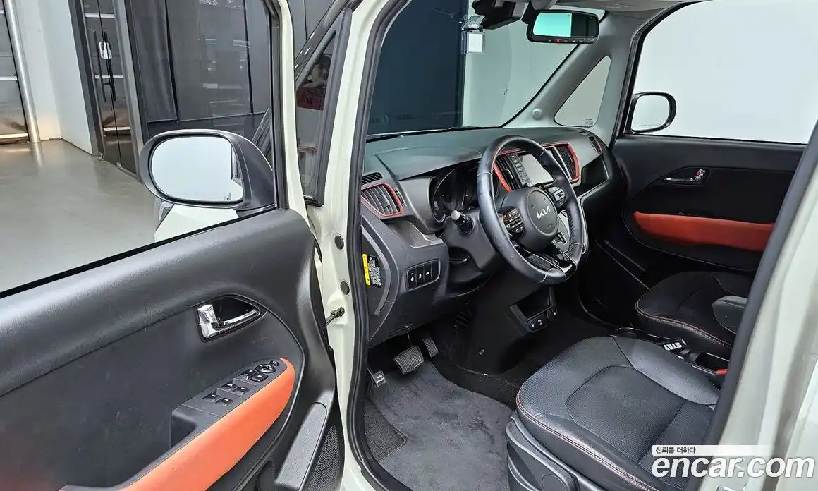 Kia Ray 2022 1.0 Автомат в Москве № 613101, фото 10