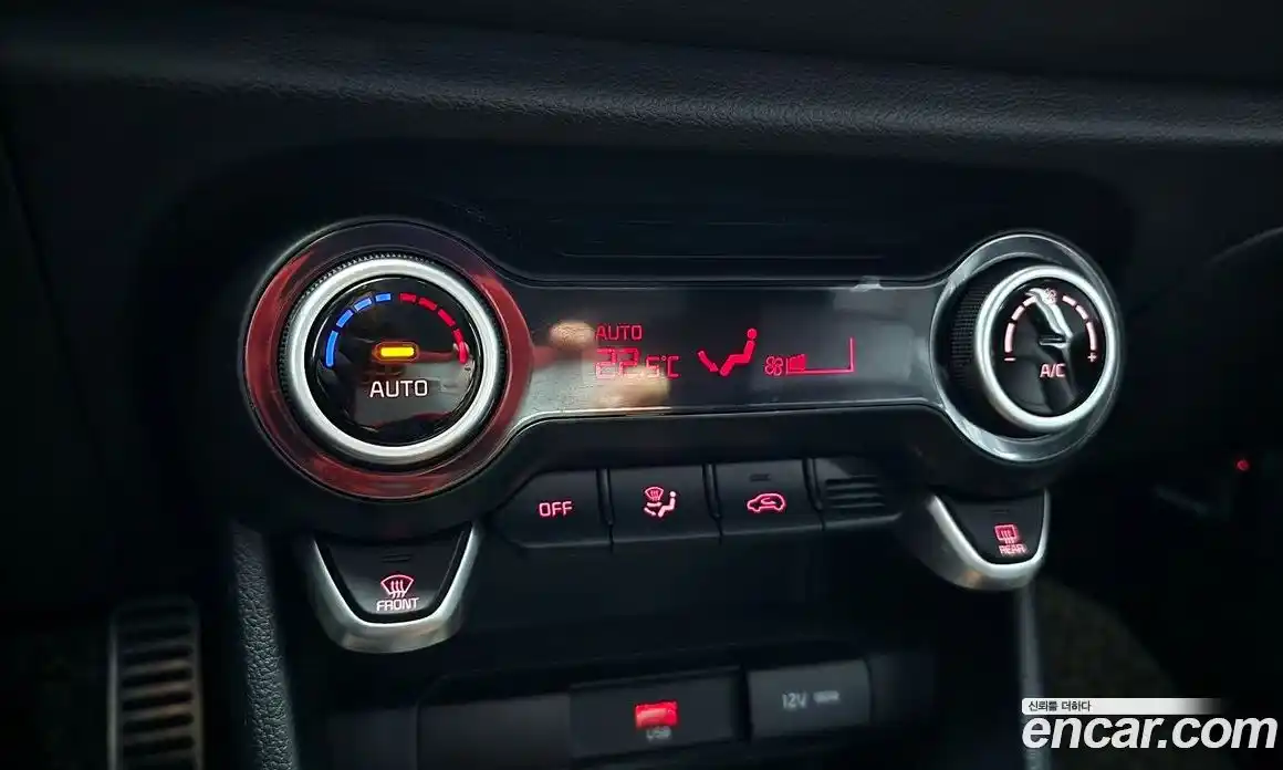 Kia Morning 2021 1.0 Автомат в Москве № 613124, фото 18