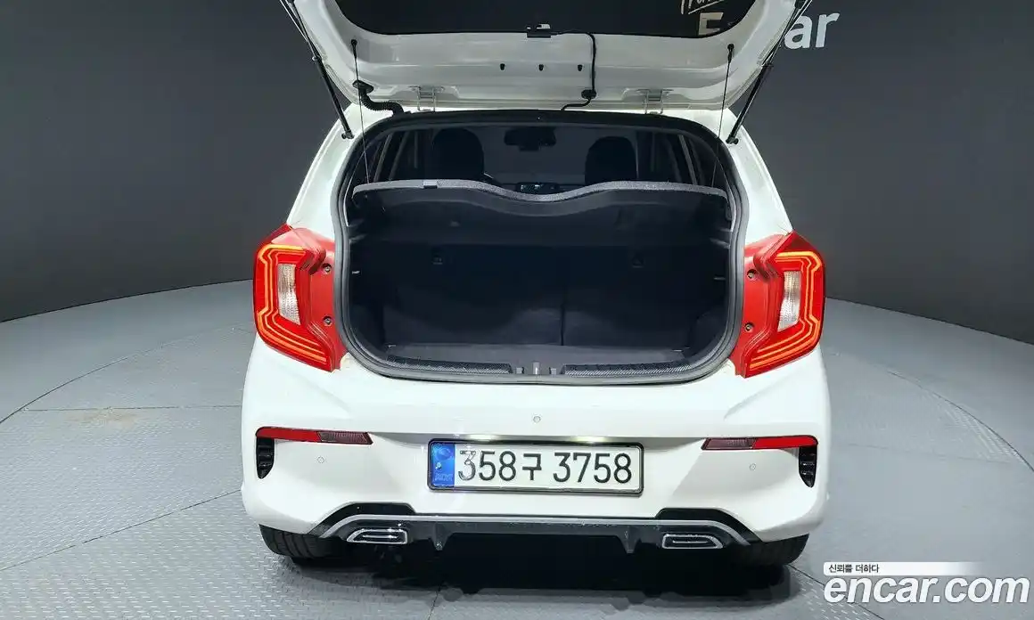 Kia Morning 2021 1.0 Автомат в Москве № 613124, фото 20