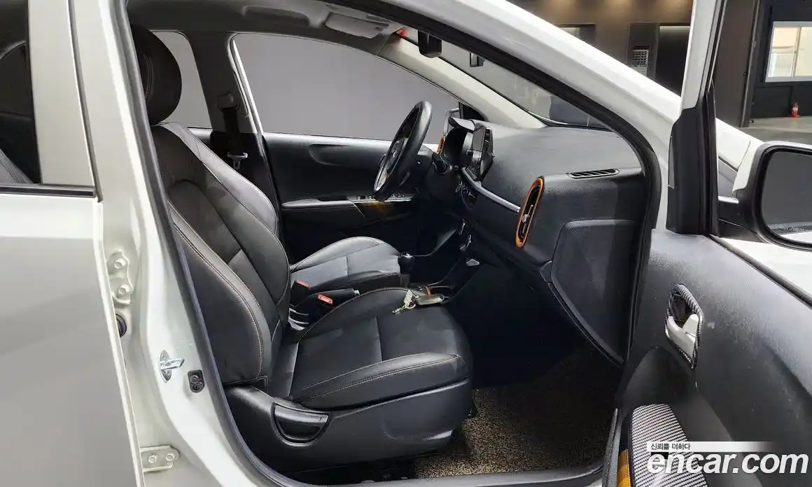 Kia Morning 2021 1.0 Автомат в Москве № 613124, фото 10