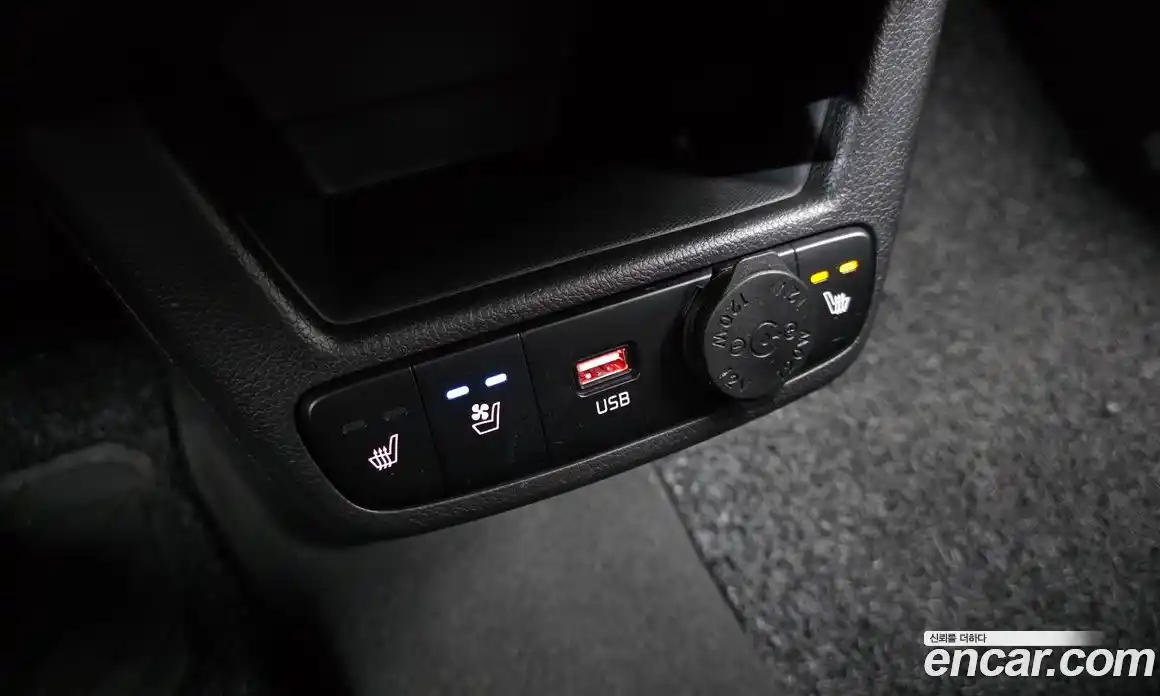 Kia Ray 2024 0.1 Автомат в Москве № 613338, фото 16