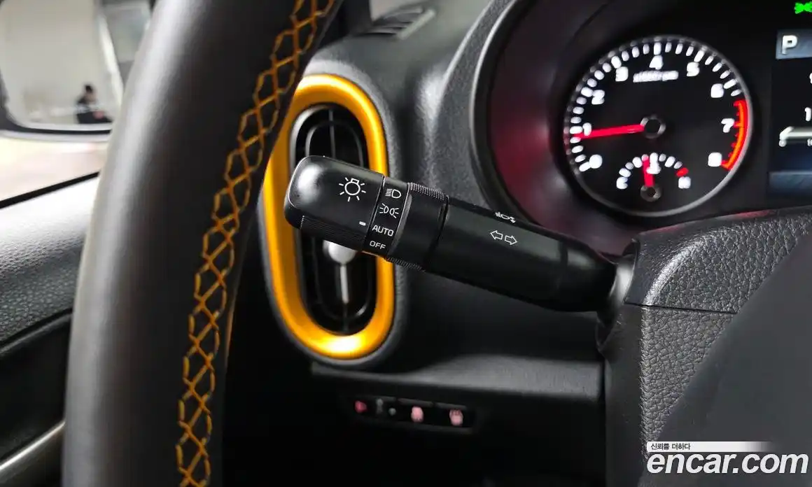 Kia Morning 2023 1.0 Автомат в Москве № 613353, фото 18