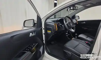 Kia Morning 2023 1.0 Автомат в Москве № 613353, миниатюра 10