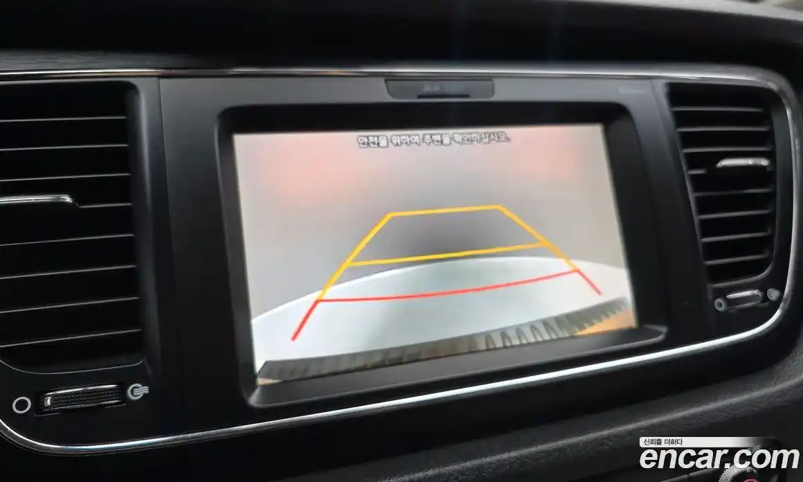 Kia Canival 2019 2.2 Автомат в Москве № 613817, фото 15