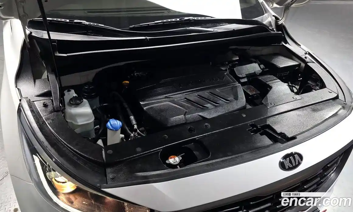 Kia Canival 2019 2.2 Автомат в Москве № 613817, фото 6