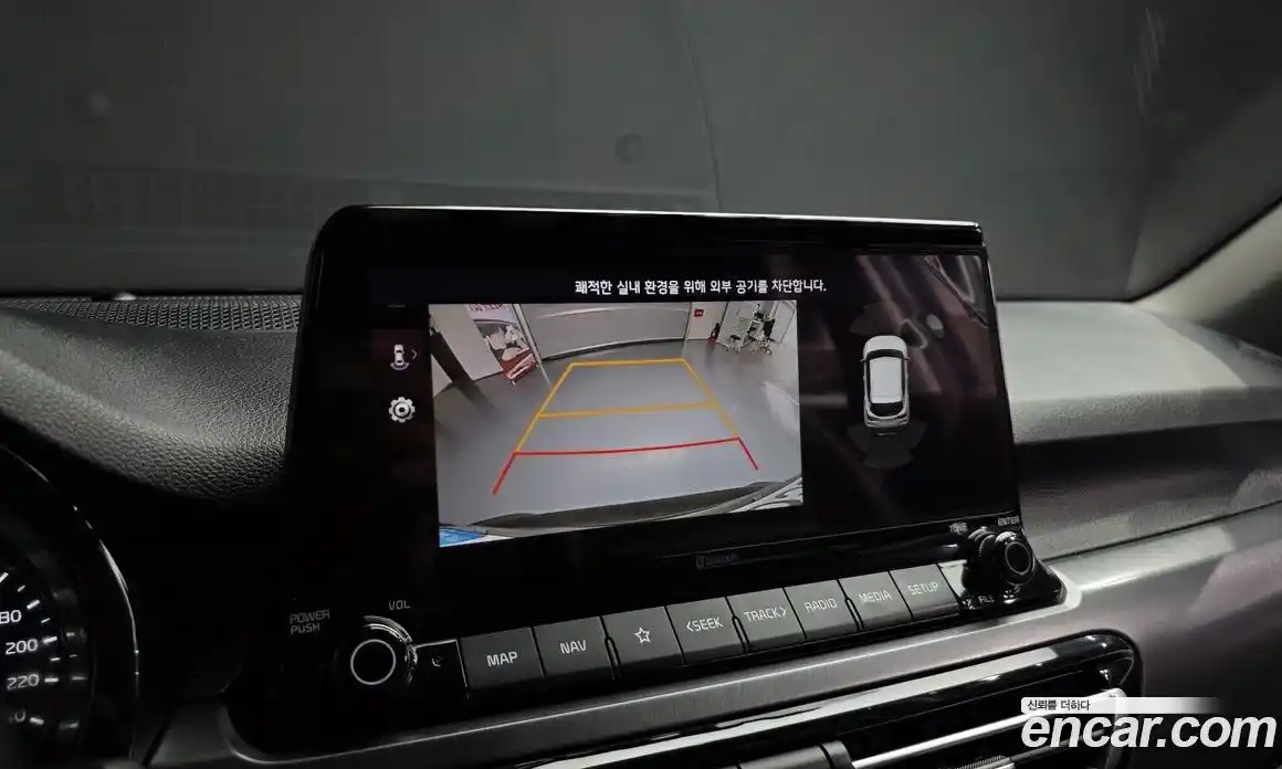 Kia Seltos 2023 1.6 Автомат в Москве № 613828, фото 15