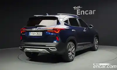 Kia Seltos 2023 1.6 Автомат в Москве № 613828, миниатюра 2