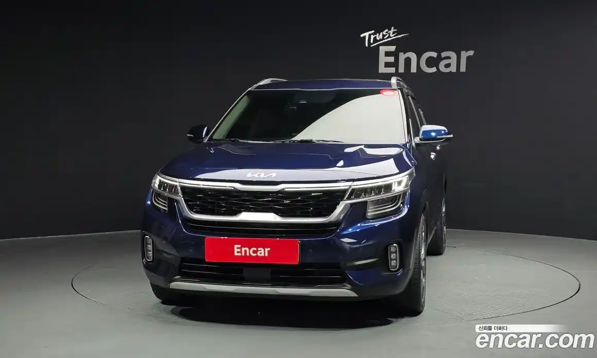 Kia Seltos 2023 1.6 Автомат в Москве № 613828, фото 3