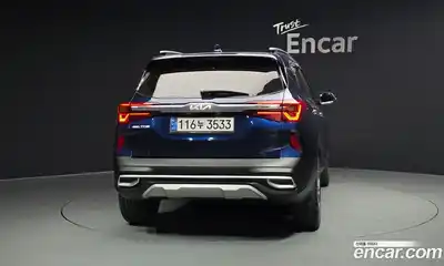 Kia Seltos 2023 1.6 Автомат в Москве № 613828, миниатюра 4