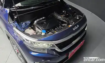 Kia Seltos 2023 1.6 Автомат в Москве № 613828, миниатюра 6