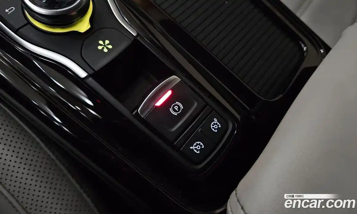 Renault SM6 2016 2.0 Автомат в Москве № 613880, фото 17