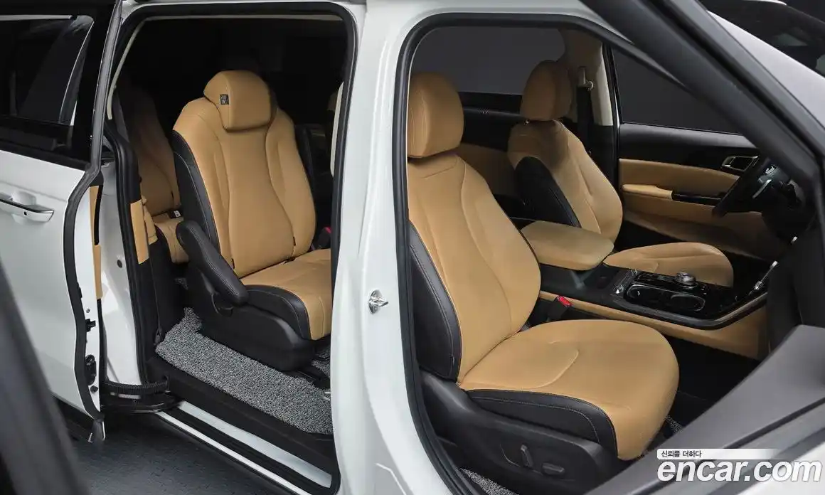 Kia Canival 2021 2.2 Автомат в Москве № 613960, фото 12