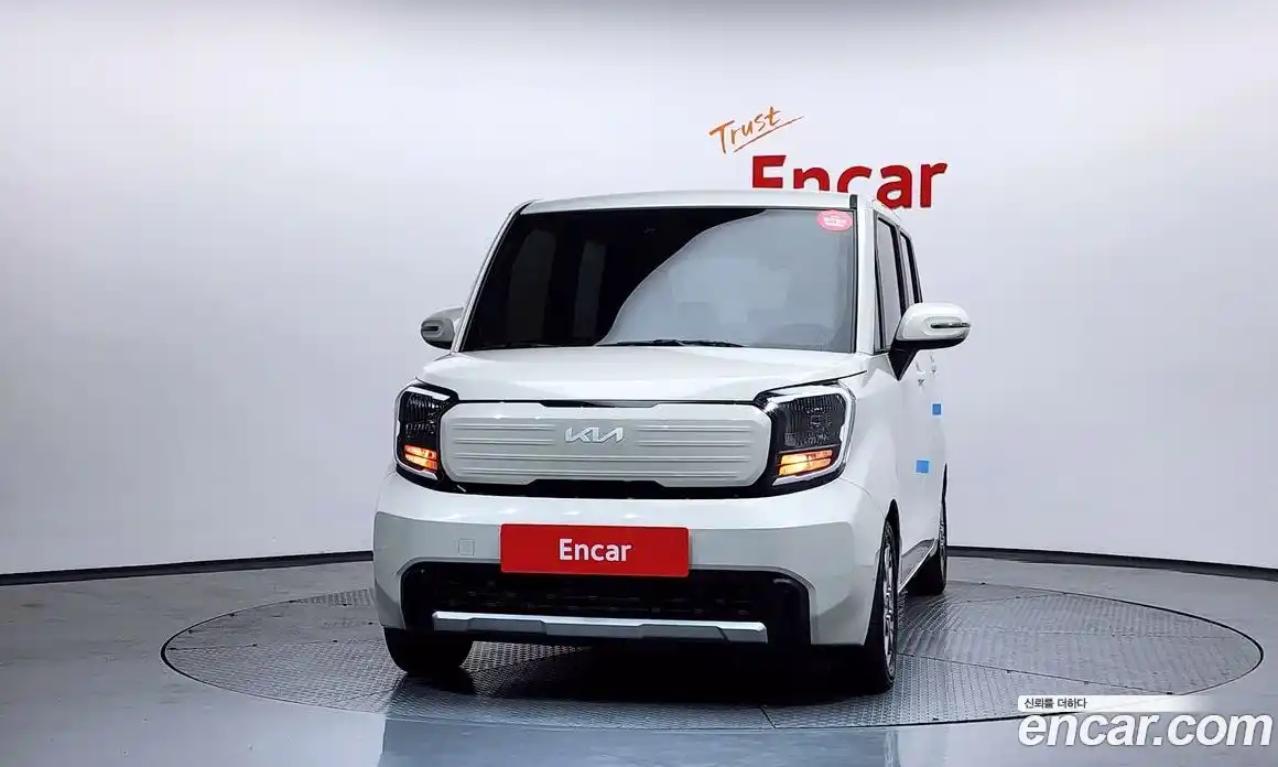 Kia Ray 2024 1.0 Автомат в Москве № 613971, фото 3