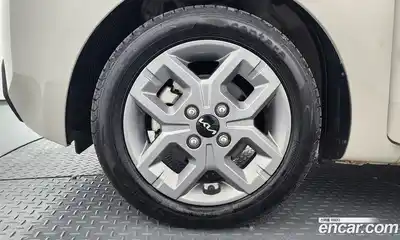 Kia Ray 2024 1.0 Автомат в Москве № 613971, миниатюра 5