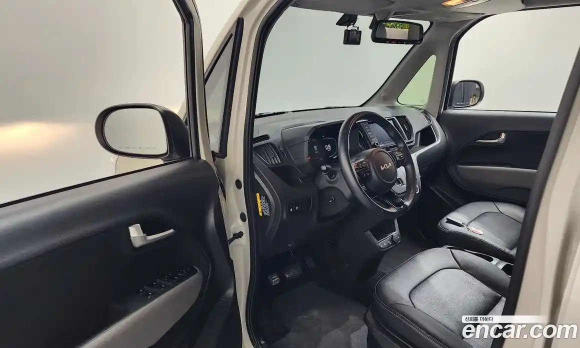 Kia Ray 2024 1.0 Автомат в Москве № 613971, фото 10