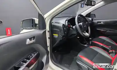 Kia Morning 2022 1.0 Автомат в Москве № 614045, миниатюра 11