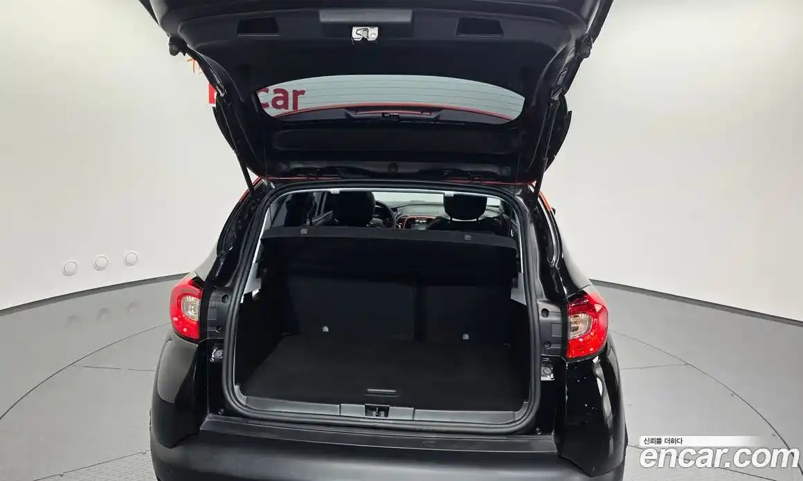 Renault QM3 2015 1.5 Автомат в Москве № 614161, фото 19