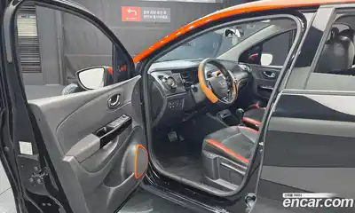 Renault QM3 2015 1.5 Автомат в Москве № 614161, миниатюра 10