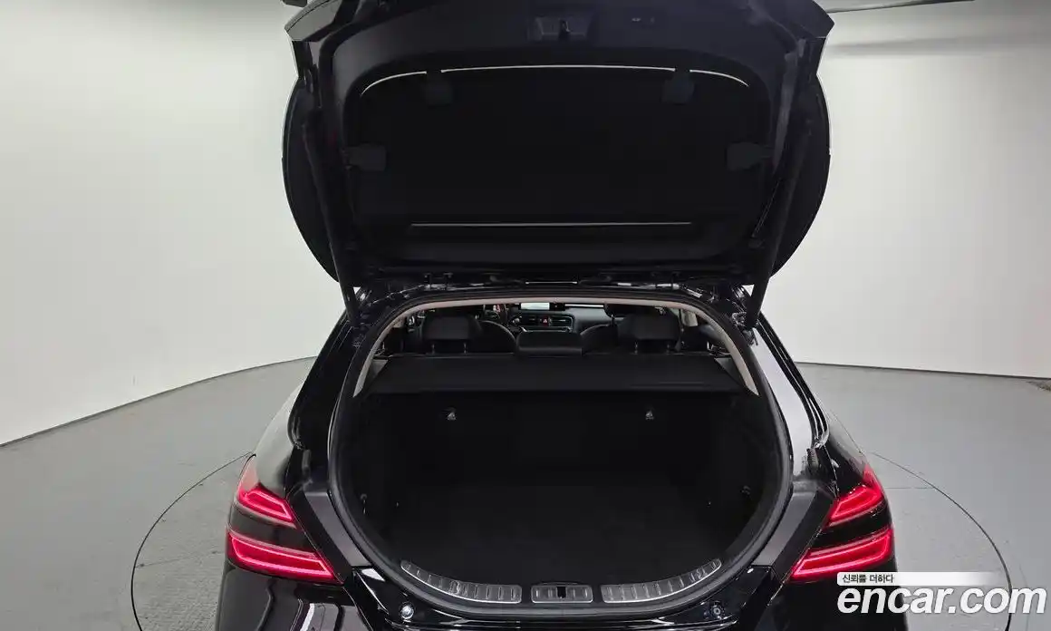 Genesis G70 2023 2.0 Автомат в Москве № 614924, фото 20