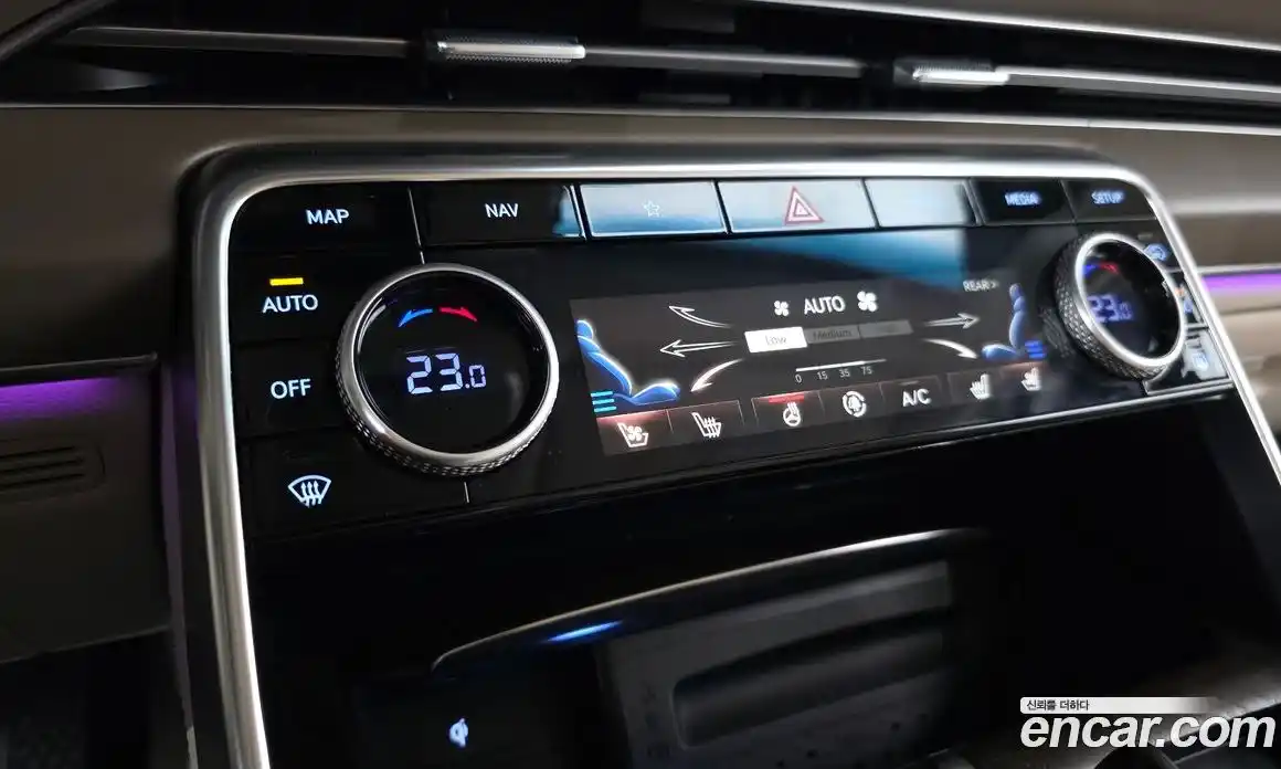 Genesis GV80 2022 3.0 Автомат в Москве № 614945, фото 16