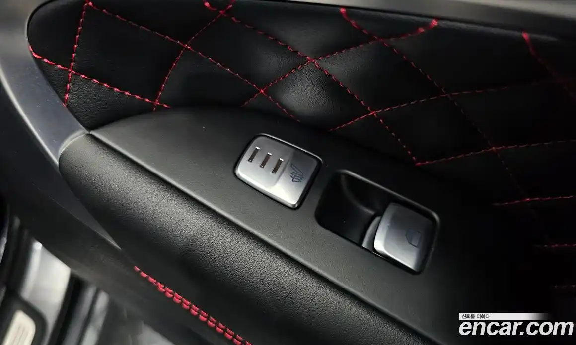 Genesis G70 2019 3.3 Автомат в Москве № 615064, фото 18