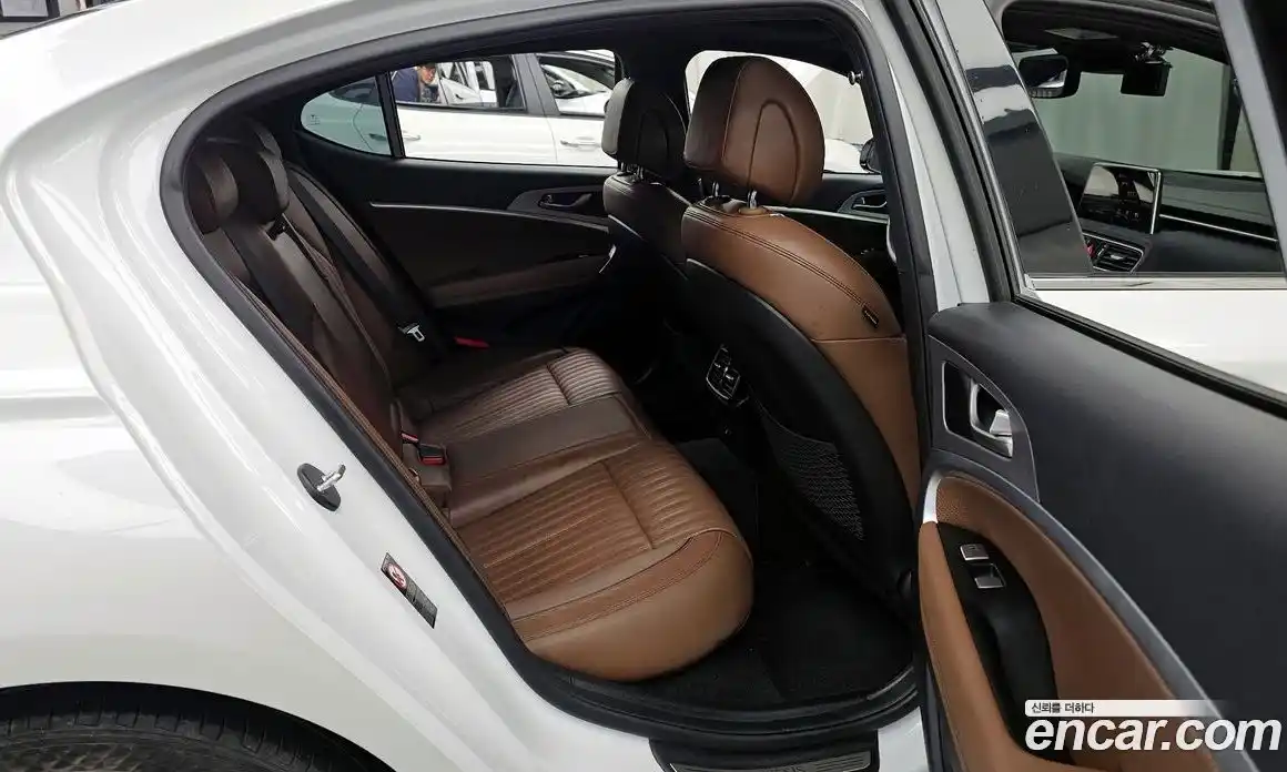 Genesis G70 2020 2.0 Автомат в Москве № 615083, фото 12