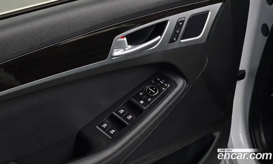 Genesis G80 2017 3.3 Автомат в Москве № 615238, фото 17