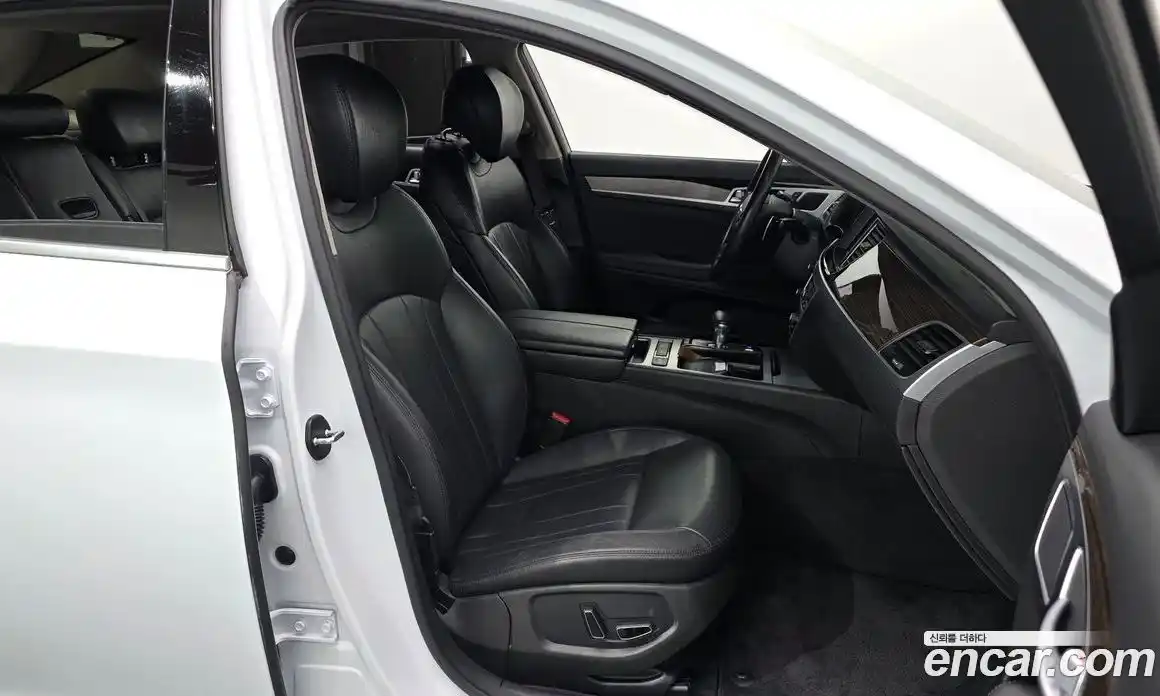 Genesis G80 2017 3.3 Автомат в Москве № 615238, фото 10