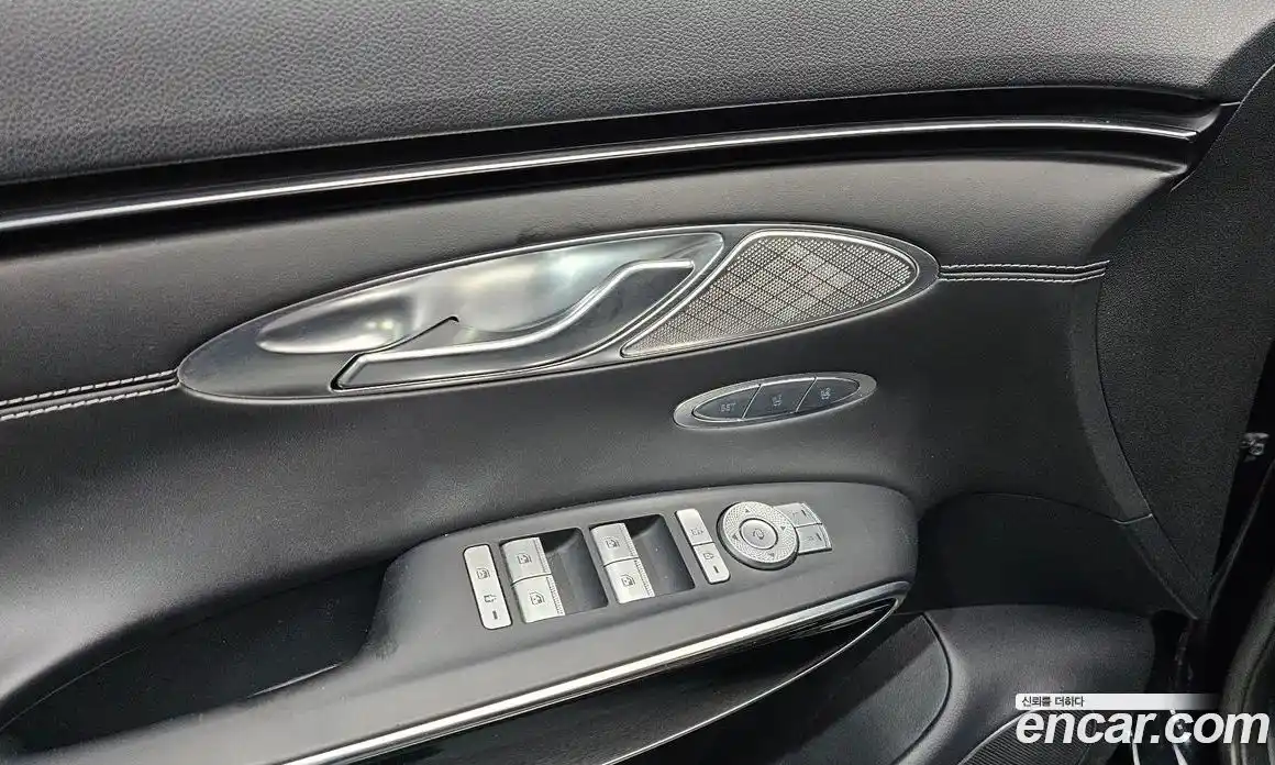 Genesis GV70 2021 2.2 Автомат в Москве № 615290, фото 16