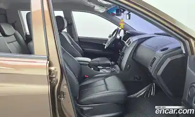 SsangYong Korando 2016 2.0 Автомат в Москве № 616108, миниатюра 11