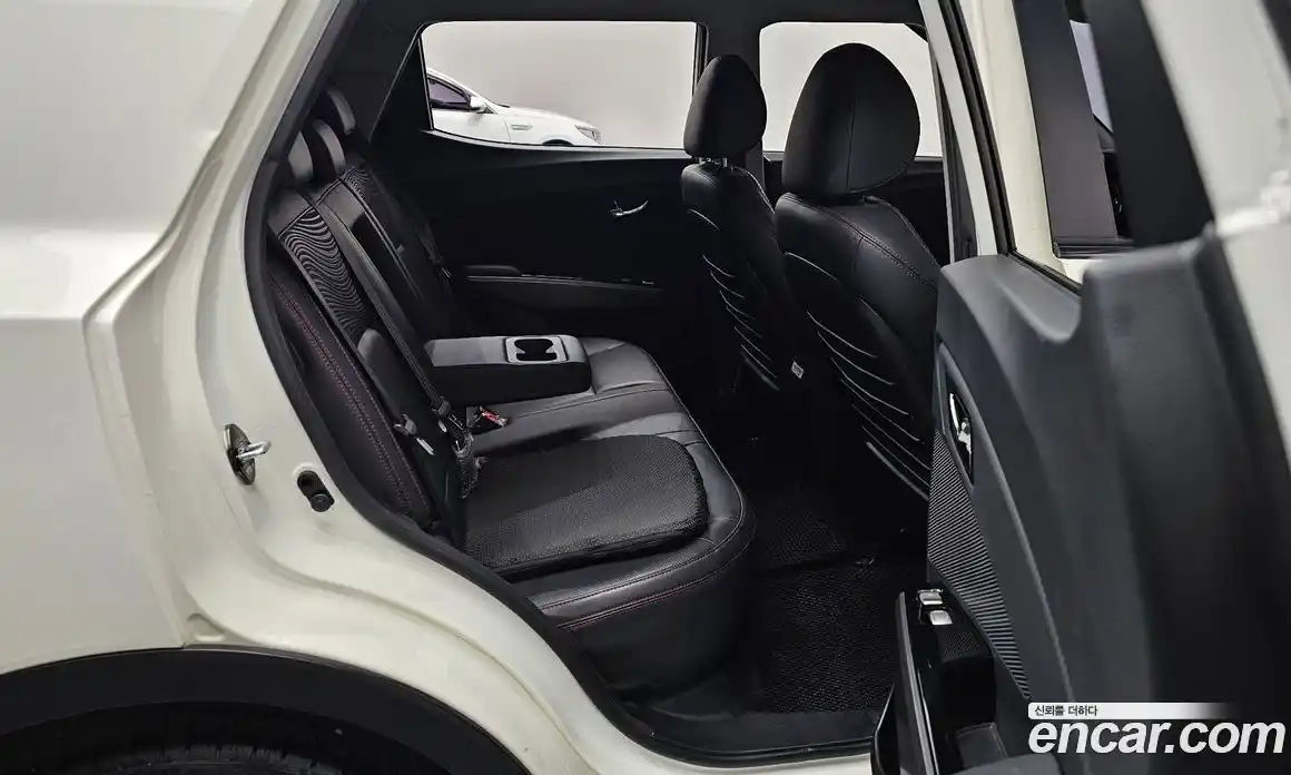 SsangYong TIBOLI 2018 1.6 Автомат в Москве № 616868, фото 12