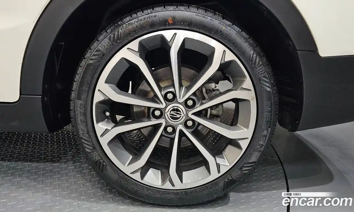 SsangYong TIBOLI 2018 1.6 Автомат в Москве № 616868, фото 5