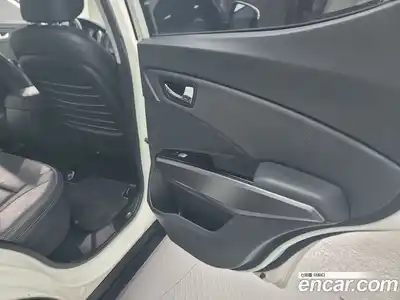 SsangYong TIBOLI 2017 1.6 Автомат в Москве № 616962, миниатюра 10