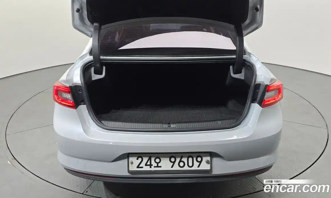 Renault SM6 2019 2.0 Автомат в Москве № 617370, фото 20