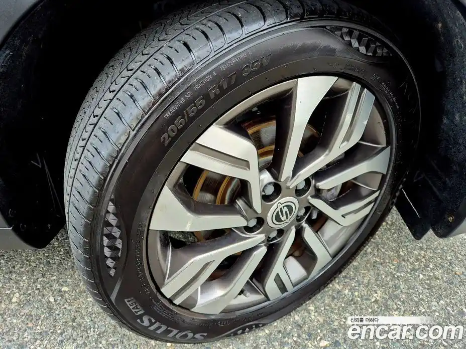 SsangYong TIBOLI 2019 1.6 Автомат в Москве № 617426, фото 15