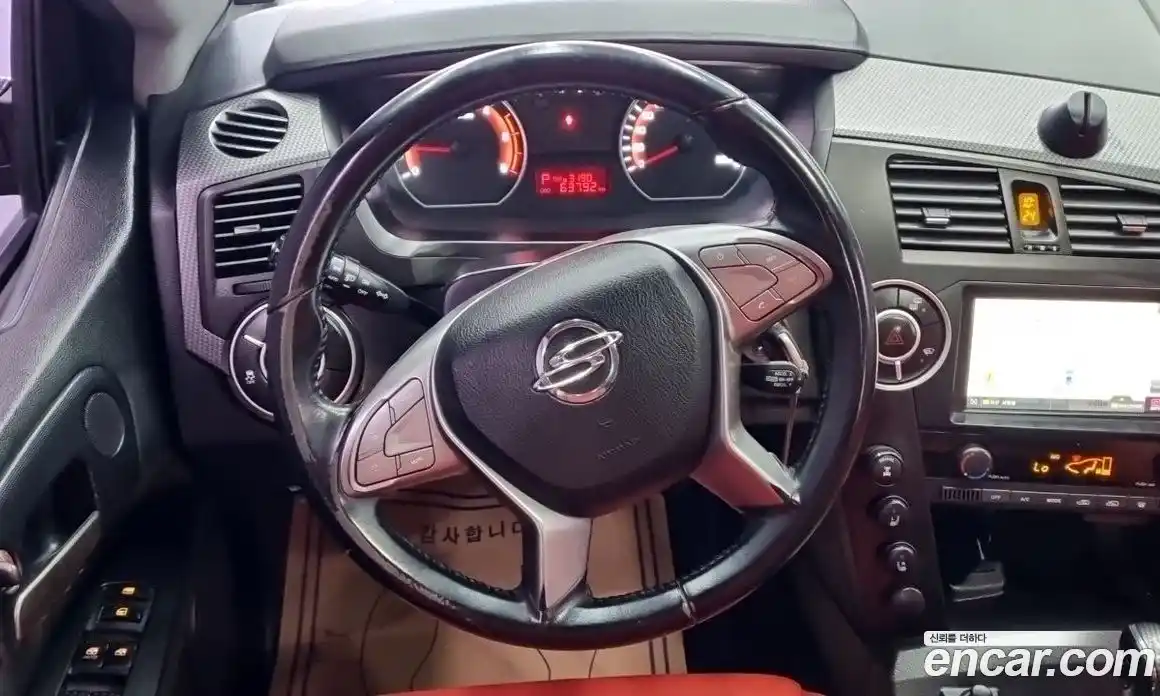 SsangYong Korando 2015 2.0 Автомат в Москве № 617741, фото 9