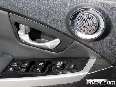 SsangYong Korando 2016 2.2 Автомат в Москве № 617855, миниатюра 11