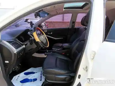 SsangYong Korando 2016 2.2 Автомат в Москве № 617855, миниатюра 5