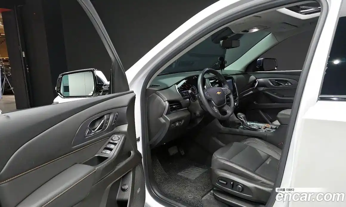 Chevrolet Traverse 2021 3.6 Автомат в Москве № 618130, фото 10