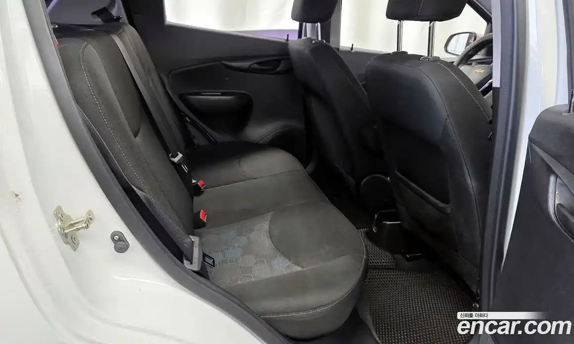 Chevrolet Spark 2016 1.0 Автомат в Москве № 618499, фото 12