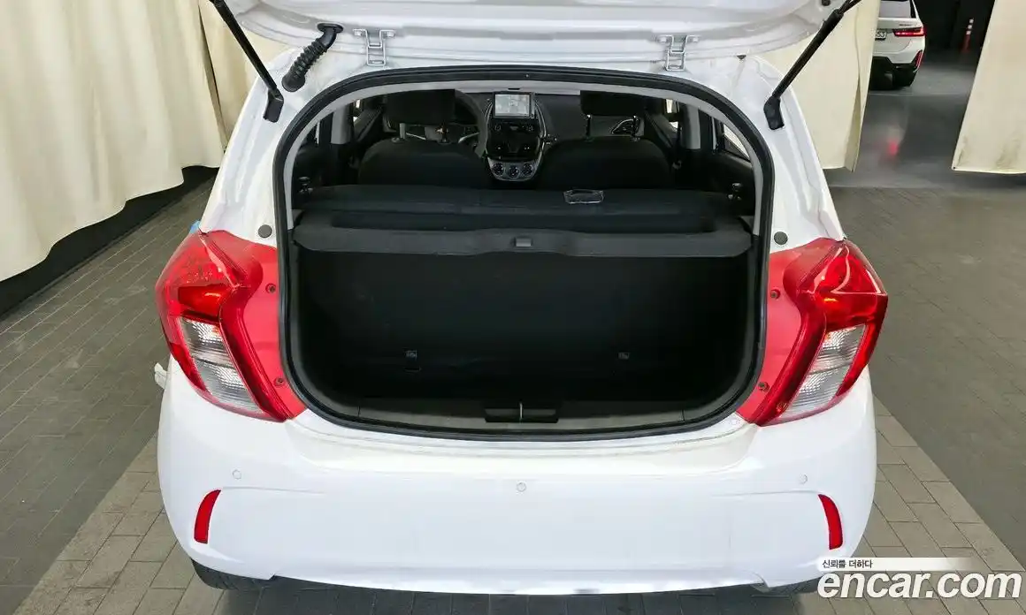 Chevrolet Spark 2016 1.0 Автомат в Москве № 618499, фото 20