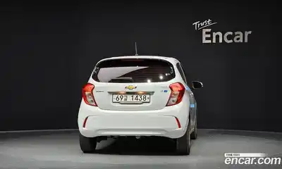 Chevrolet Spark 2016 1.0 Автомат в Москве № 618499, миниатюра 4
