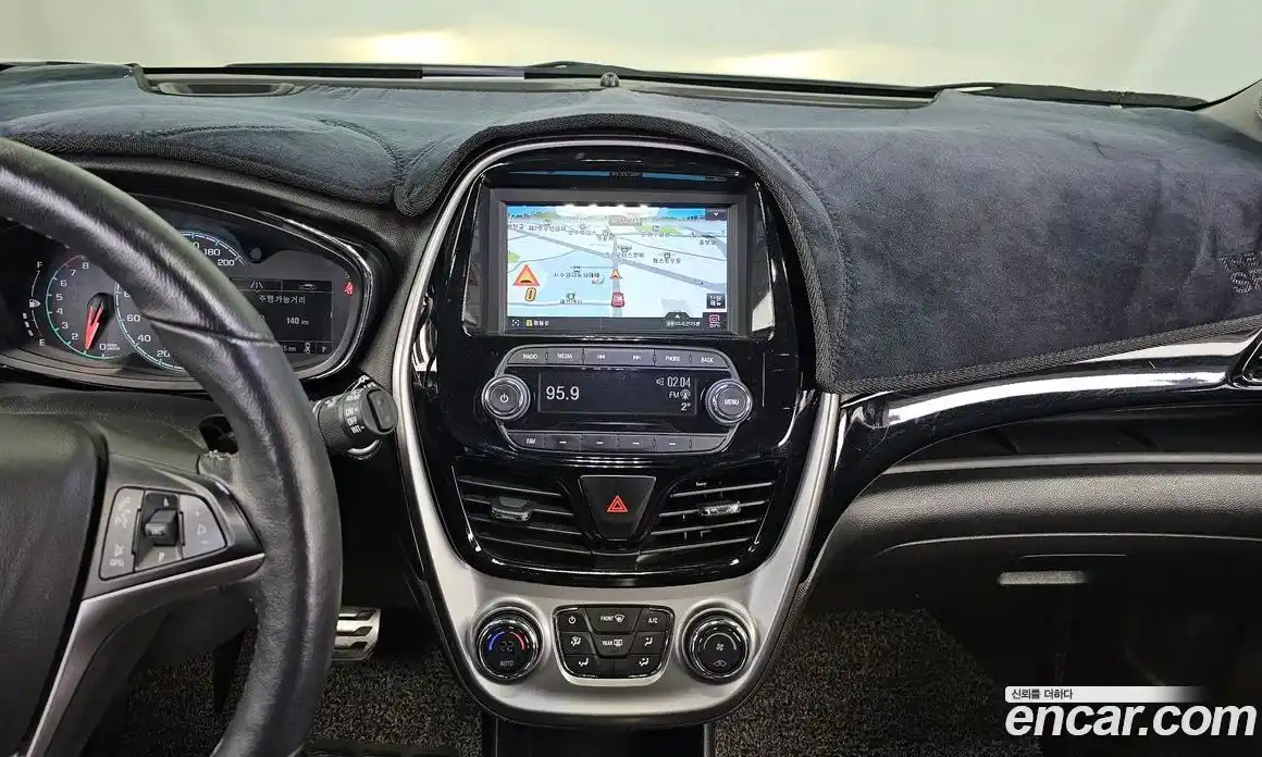 Chevrolet Spark 2017 1.0 Автомат в Москве № 618648, фото 14