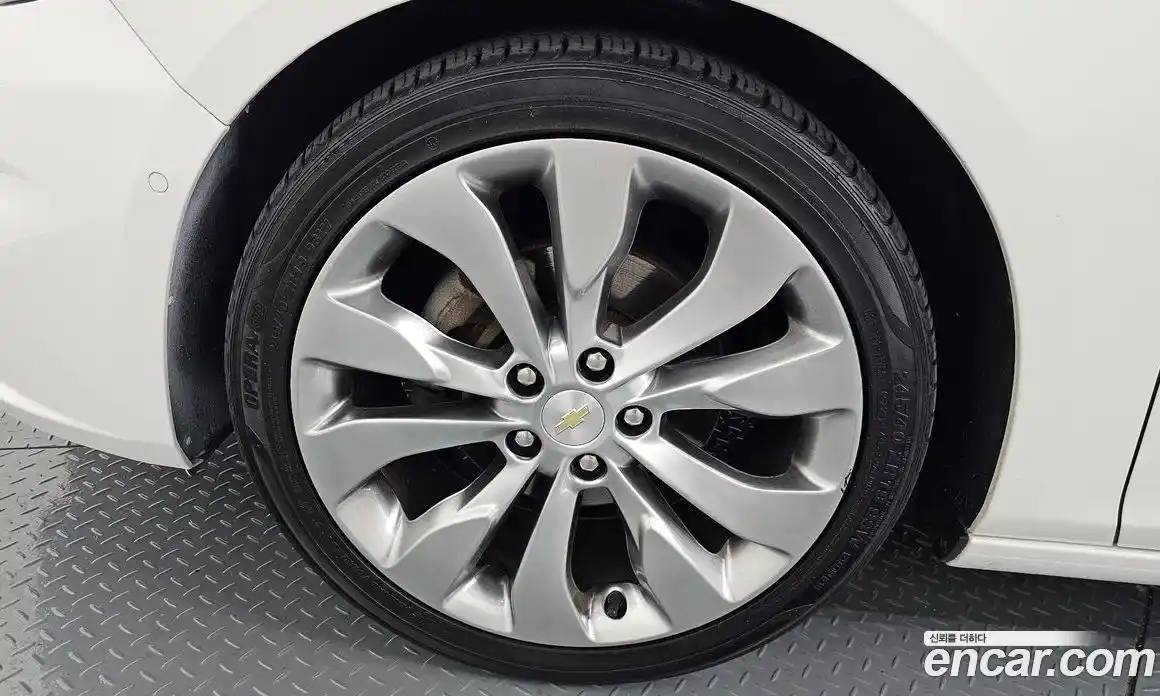 Chevrolet Malibu 2017 2.0 Автомат в Москве № 618867, фото 5