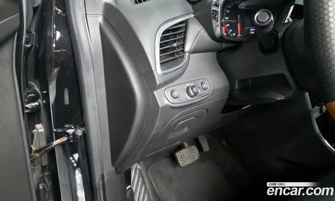 Chevrolet Trax 2019 1.6 Автомат в Москве № 618996, фото 17