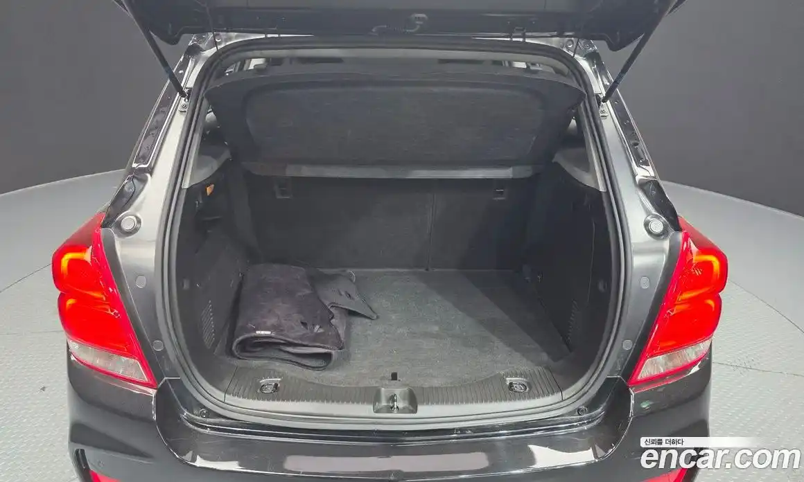 Chevrolet Trax 2019 1.6 Автомат в Москве № 618996, фото 20