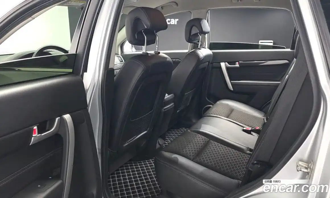 Chevrolet Captiva 2015 2.2 Автомат в Москве № 619175, фото 12