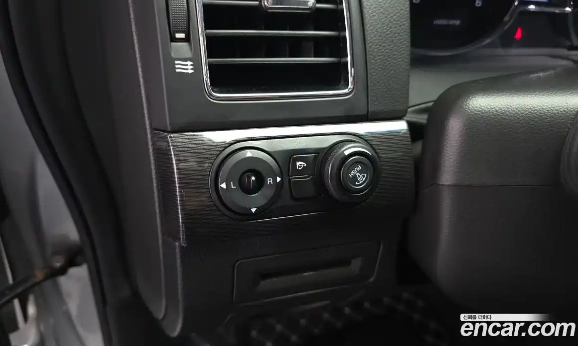 Chevrolet Captiva 2015 2.2 Автомат в Москве № 619175, фото 20