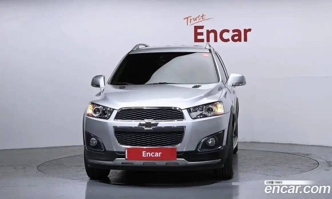 Chevrolet Captiva 2015 2.2 Автомат в Москве № 619175, фото 3